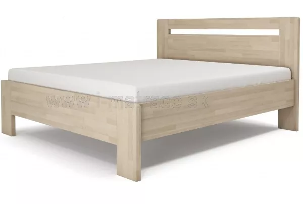 Drevená posteľ Lívia H
