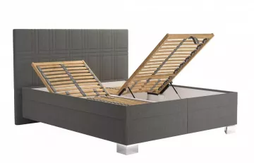 Poste� Michaela 160 Aston �ed�